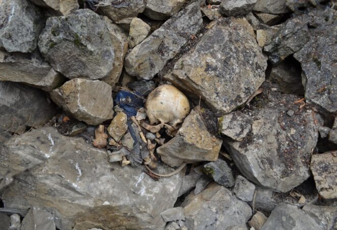 SUD BEZ MILOSTI ZA PRIJEDORSKOG MONSTRUMA! Ubijao civile i bacao ih u ponor. U pitanju je preko 200 žrtava