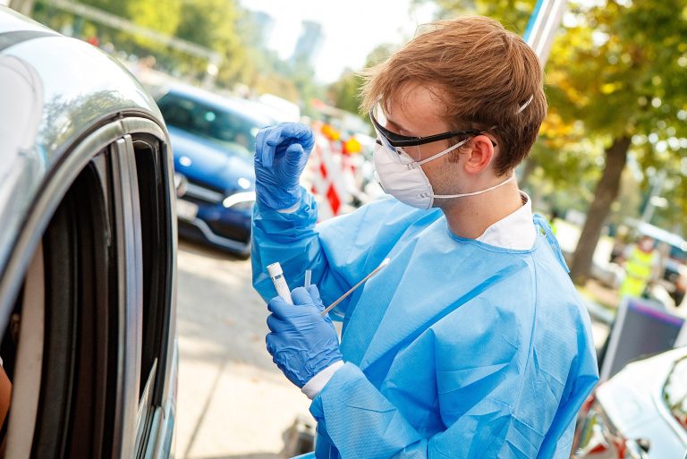 U Hrvatskoj 96 novozaraženih koronavirusom, testirano 5924, a osam umrlih