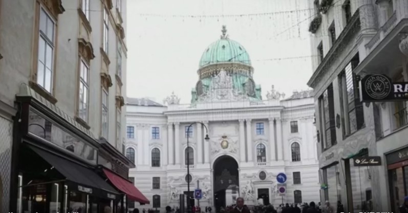 Eksperiment nije uspio: Austrija ide u opći lockdown, uvodi se obavezno cijepljenje!