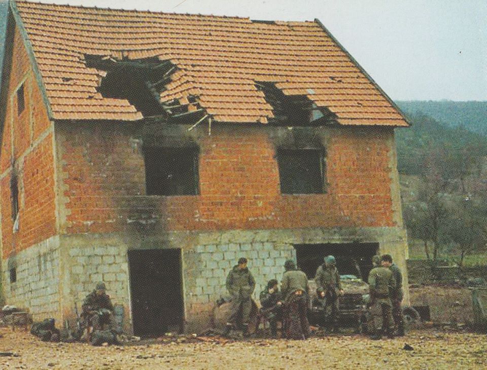 U studenom 1991. godine ratom zahvaćenu Liku pošli su braniti između ostalih i brojni stanovnici otoka Krka okupljeni u krčku bojnu 111. riječke brigade Hrvatske vojske…