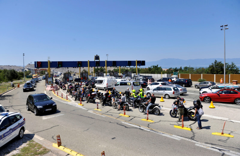 Za vikend 4000 motociklista zatvara naplatne postaje, granične prijelaze i trajektne luke