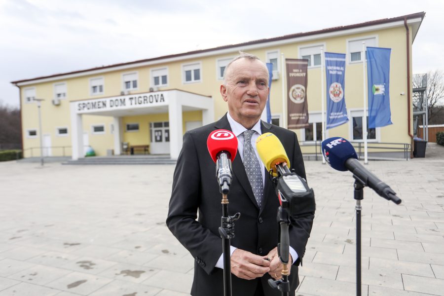 Krešić: Razmišljam i ja o povlačenju potpisa, odluka u idućim danima