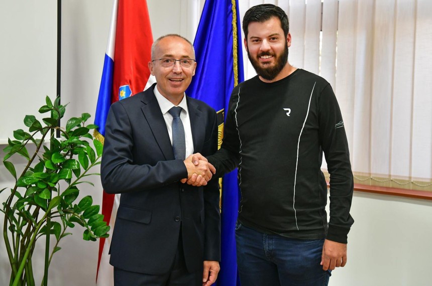 Ministar Krstičević razgovarao s Matom Rimcem o mogućnosti suradnje s MORH-om