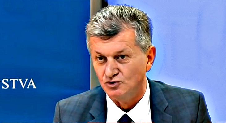 Ministar Kujundžić stavio mandat na raspolaganje