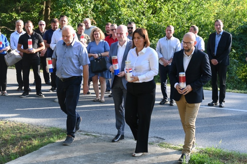 Trideset i četiri godine bez groba i istine