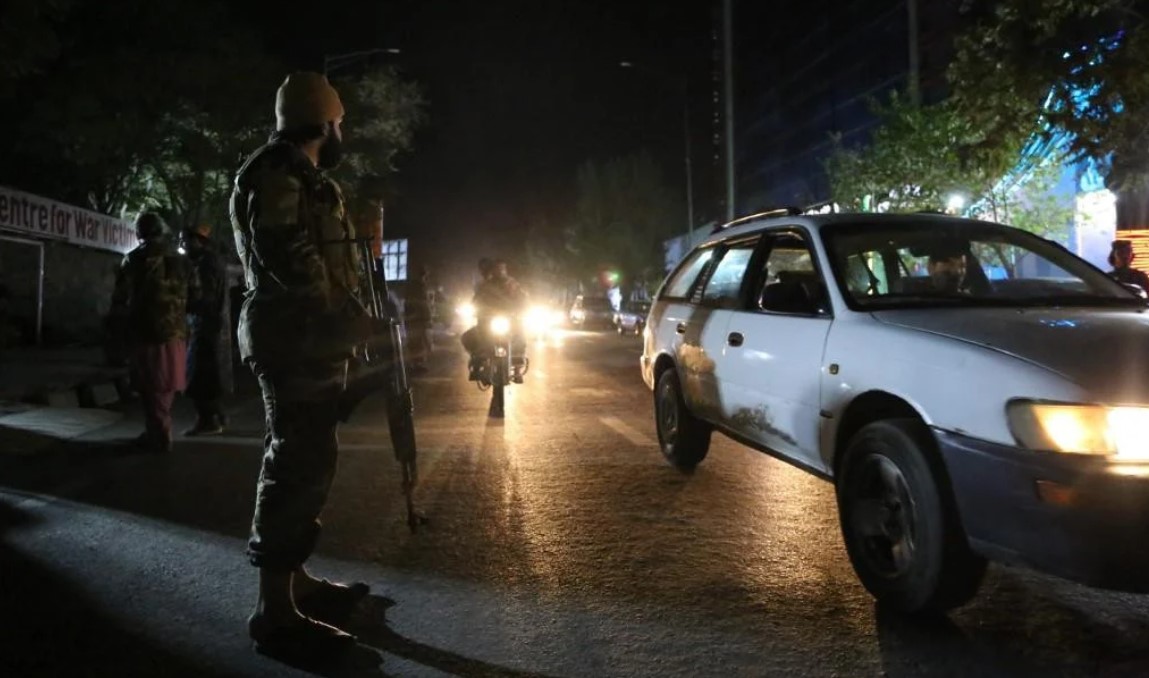 Eksplozija u afganistanskoj džamiji odnijela najmanje pedeset života, meta je bila manjinska vjerska skupina