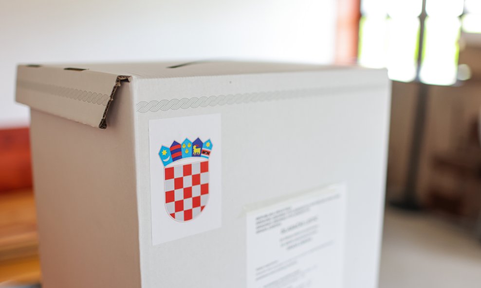 Preokret s Ustavnog suda: Zadarski listić s križićem umjesto kružićem je ipak važeći!