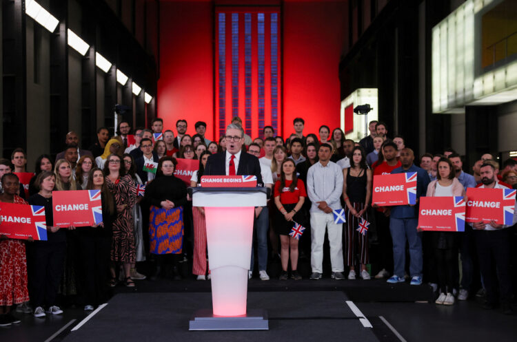 Nadmoćna pobjeda laburista u Britaniji