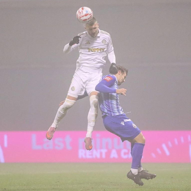 HNS PRESUDIO: Gol Hajduka Lokomotivi je sporan, VAR je trebao intervenirati kod prekršaja Rebića!