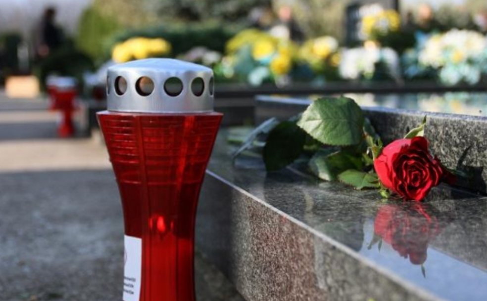 DILJEM HRVATSKE PALE SE SVIJEĆE POGINULIM BRANITELJIMA: Evo gradova i spomen obilježja kod kojih će se to činiti