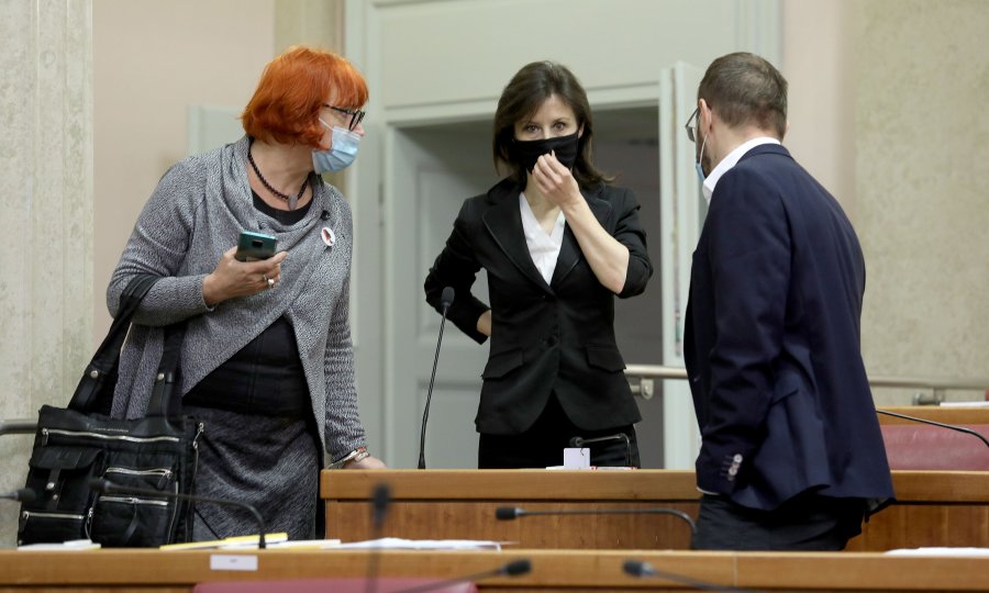 Maksimalna mobilizacija u Saboru - može li ujedinjena oporba danas srušiti HDZ-ovu većinu i ukinuti obaveznu članarinu u HGK?