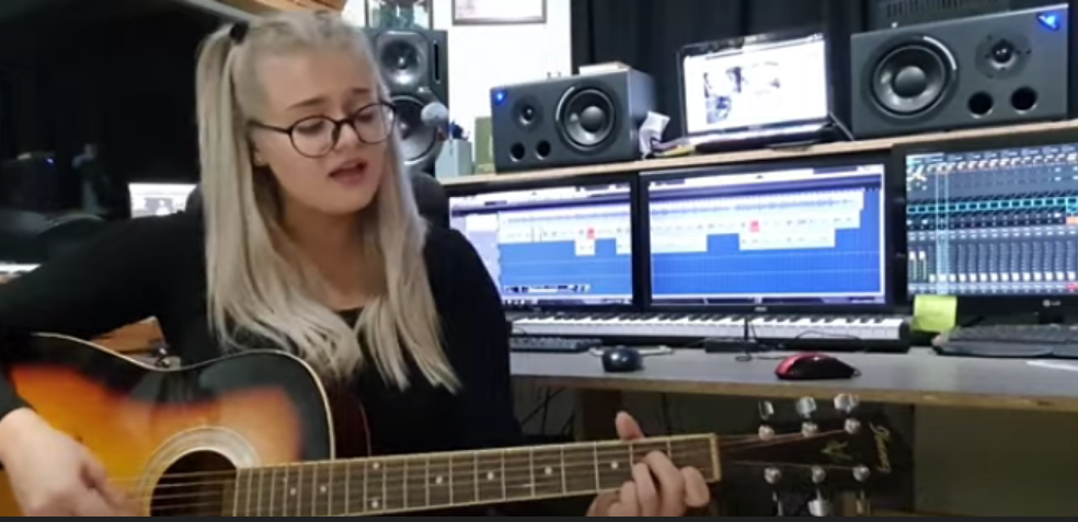 DJEVOJKA BRANITELJE ‘POKOSILA’ PJESMOM! ‘Divno… Koliko emocije…’