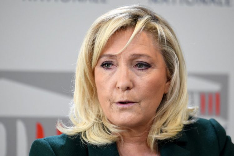 Le Pen za “ujedinjavanje” s talijanskom premijerkom Meloni