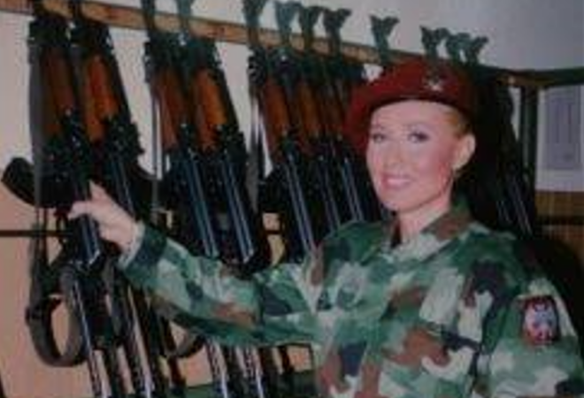 U Hrvatskoj zarađuje, a u Srbiji s „beretkama“ snima spotove!