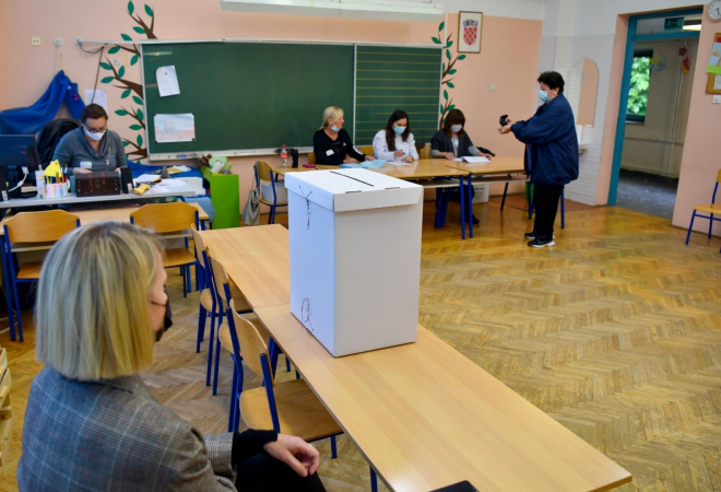 BLIŽI SE RASPLET IZBORA: Uskoro se zatvaraju birališta, glasovalo manje birača no prije dva tjedna