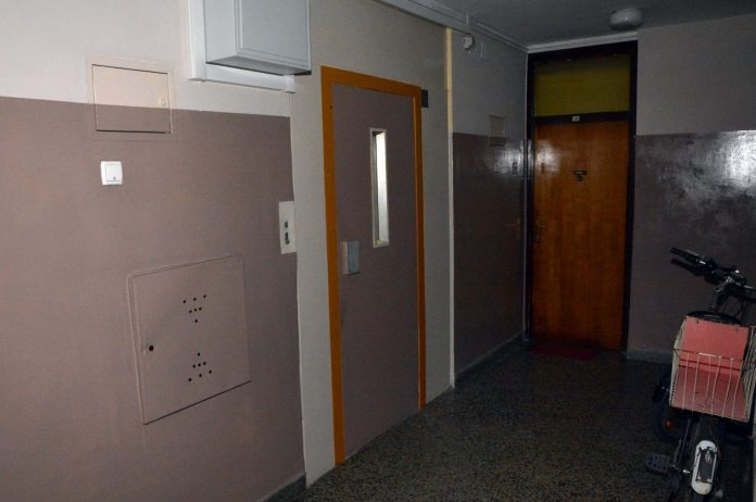 Susjeda dječaka kojeg je prignječilo dizalo: ‘Rekla sam više puta predstavnici stanara da lift nije siguran za djecu’