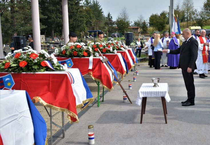 9. listopada 1991. Zločini srpske agresorske vojske (Vaganac, Lika) – ubijanje staraca i civila u oba rata bilo je napravljeno ‘u ime antifašizma’