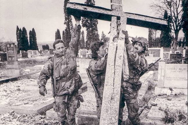 Borna Marinić: Herojima u Lipiku!…Njih dvojica su zajedno krenuli i onda je Robert pogođen, Josip je pao uz njega i pokušavao ga je izvlačiti…