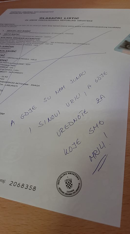 SLAVONKA PREKRIŽILA LISTIĆ, PA ODASLALA PORUKU!