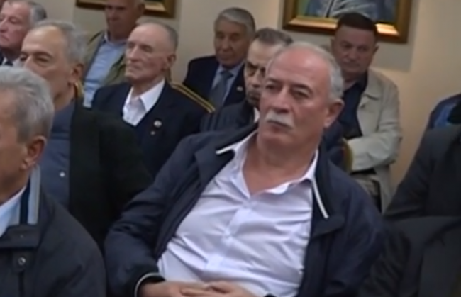 SRPSKI RATNI ZLOČINAC ŠLJIVANČANIN JE HTIO ‘KOMANDOVATI’ U KNJIŽNICI: Ratnom zločincu su odbili da predstavlja knjigu na dječjem odjelu