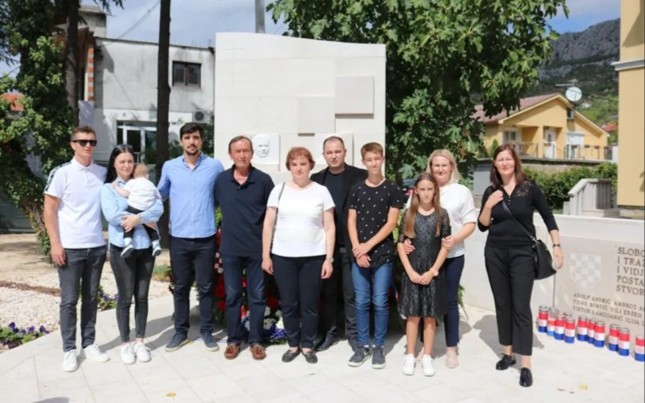 U Ljubuškom otkriven spomenik pripadnicima skupine Fenix ’72