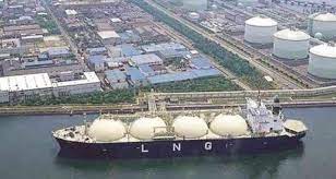 Pomorci na LNG terminalu od 1. 11. moraju biti cijepljeni ako žele nastaviti rad
