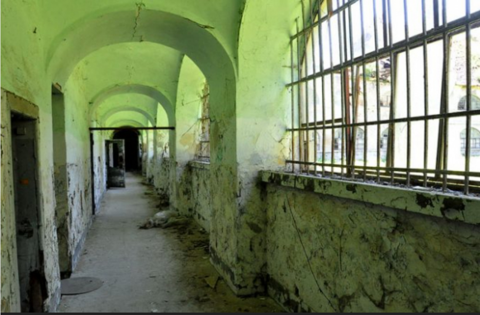 PODIGNUTA OPTUŽNICA PROTIV MUČITELJA IZ GRADIŠKE! Zapovjednik zatvora Gojko nije spriječio zlostavljanje civila