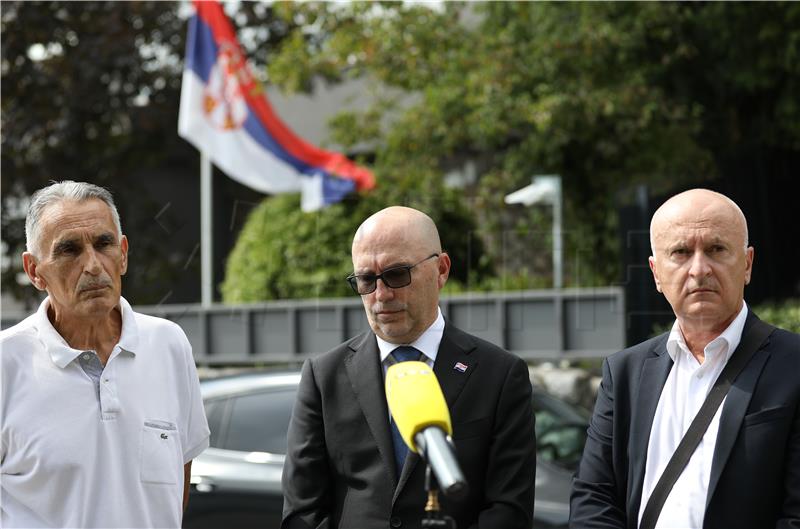 Bivši logoraši traže da im Vučić konačno omogući posjet Stajićevu