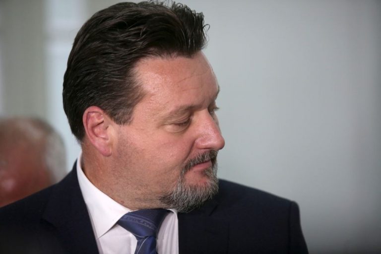 Slučaj Kuščević: Prenamjenama zemljišta osigurao sebi korist, a krađom potpisa onemogućio građanima referendum