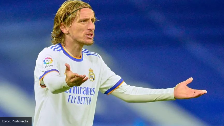 TWETTA NIJE BILO DOK JE BIO DOMOVINSKI RAT, PA ŠTO KRIVITE LUKU IMAO JE SAMO ŠEST GODINA