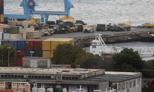 Stigao kontingent američke vojne opreme u luku Rijeka: Pojačan promet zbog transporta prema europskim odredištima