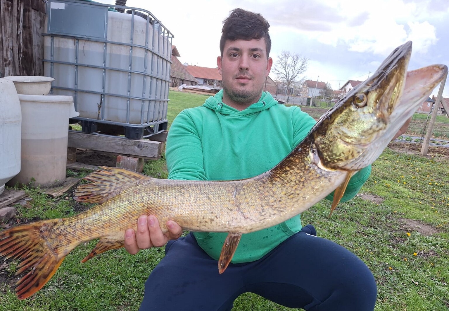 Luka ulovio štuku tešku 5,8 kilograma: “Nadao sam se kojem grgeču, a dobio prvi kapitalni ulov”