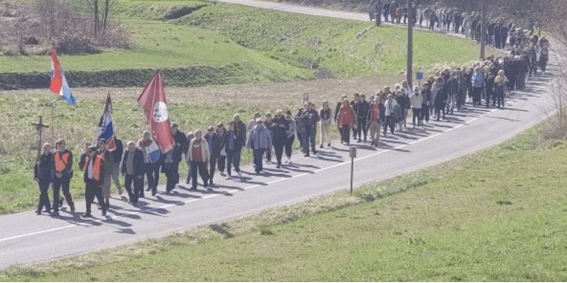 Maceljski Križni put “Stopama pobijenih”: Odana počast za 1247 žrtava koje je u Maceljskoj šumi mučki likvidirala komunistička vlast nakon završetka Drugog svjetskog rata