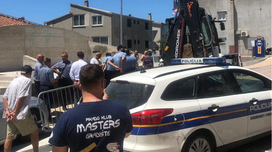 Bivši HDZ-ov dogradonačelnik Makarske blokirao radove: 'Nisam mislio da je ovo moguće'