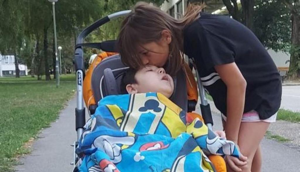 OČAJNI OTAC MOLI POMOĆ: Za sina nema nade, ali, molim vas, pomozite!