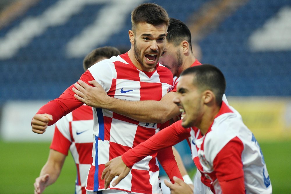 'Mali vatreni' Azerbajdžance su počastili 'petardom'; razigrani Roko Šimić već je u prvom poluvremenu zabio hat-trick