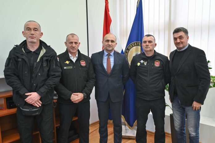 2750 maloljetnika u ratu: Anušić se sastao s braniteljima koji su kao djeca branili Hrvatsku