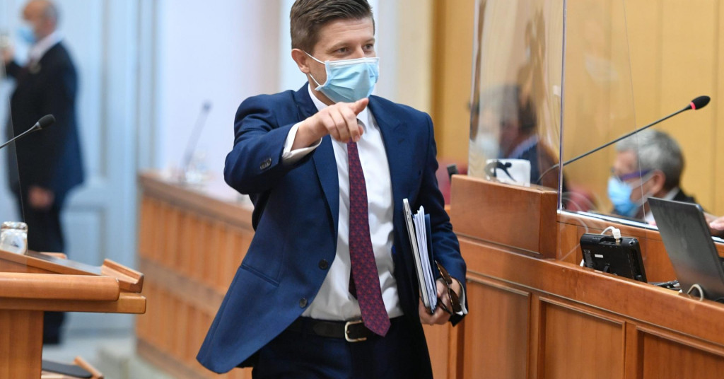 Proračun u minusu od 17,9 milijardi kuna: Sve pada, a jedinu stvar koja raste nije teško pogoditi