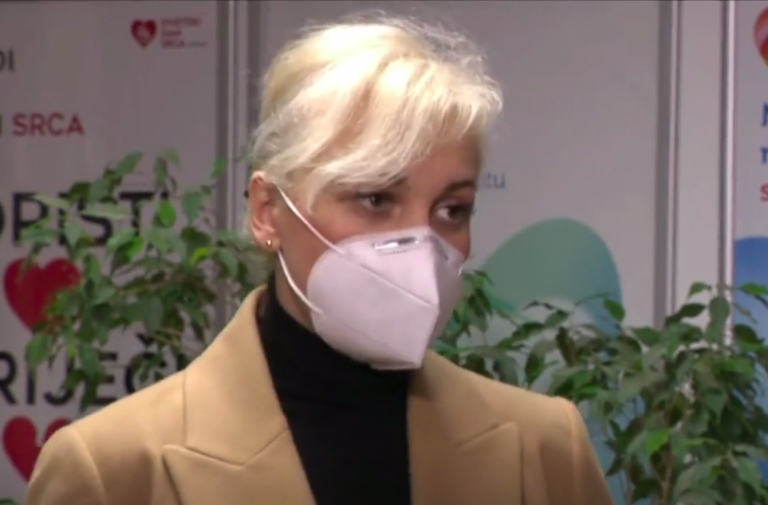 Capakova pomoćnica: Čini se da mjere koje imamo za koronu sprečavaju širenje gripe