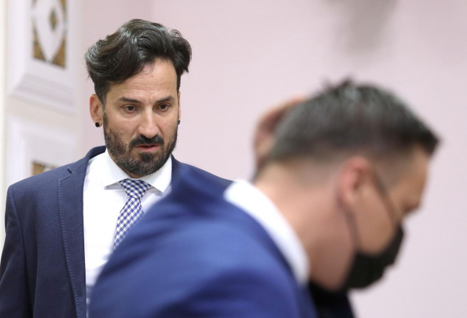 MOST U ŠOKU! EKIPA NAPUŠTA STRANKU! Spominju se antidržavni elementi: Miletić im je poseban trn u oku!