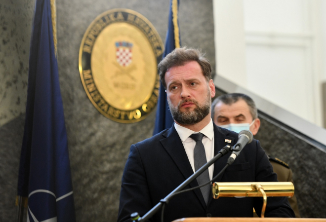 ‘MASHALA DOKTORE’ Banožić pobrkao pojmove, Selak mu brutalno spustio: ‘Mi smo u ….. do grla’
