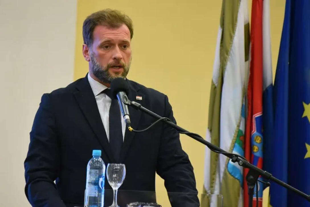 Banožić: Dok sam ja ministar, MORH neće pokrivati nesposobnost Ureda Predsjednika