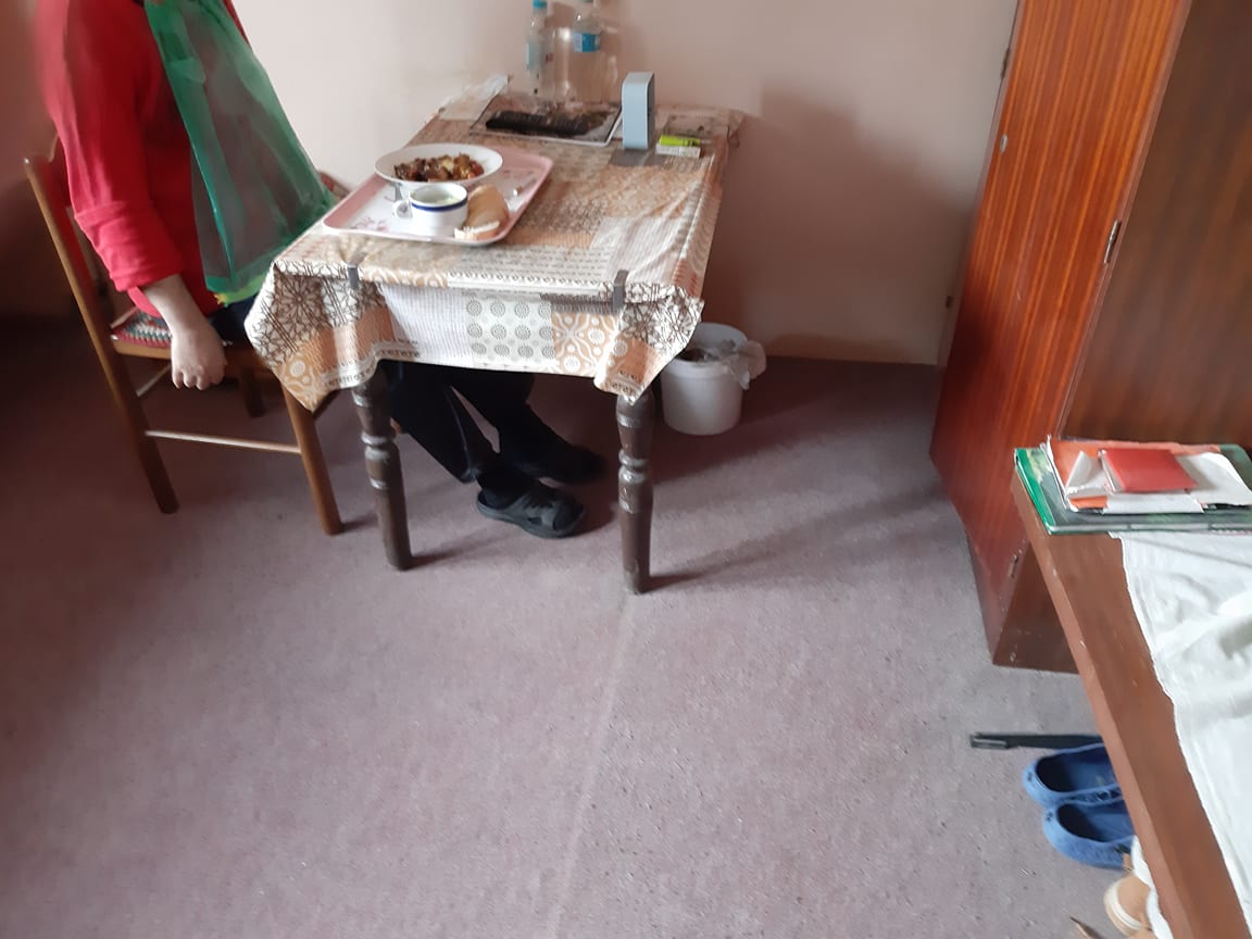 PUŠKU ZAMIJENIO, TOPLIM OBROCIMA