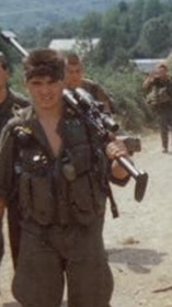 Marek - proslavio 20. rođendan za vrijeme VRO "Oluja", a sada je majstor od drveta