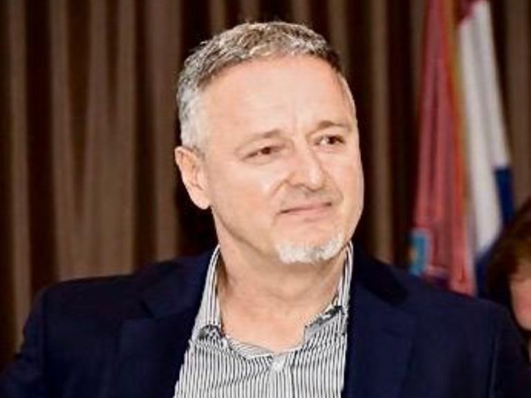 THOMPSON NA MALOJ GOSPI: Jedan grad si je poklonio njegov koncert!