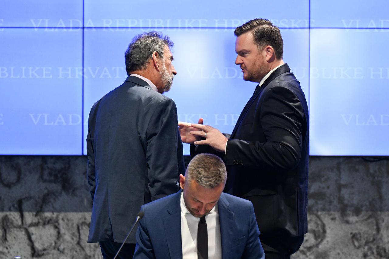 ANALIZA PRIMANJA Velika je razlika: Pogledajte koliko su rasle plaće u javnom, a koliko u privatnom sektoru