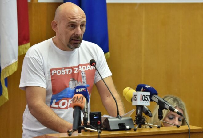 TKO JE VIJEĆNIK KOJI TEŠKO OPTUŽUJE GOTOVINU? U medijima se spominjala njegova kleveta, ali i bogatstvo njegove supruge