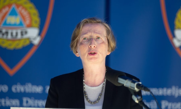 Markotić: Ljudi su prestali nositi maske i u trgovinama i u kafićima, ne drže distancu... Nadam se da nećemo morati uvoditi kazne