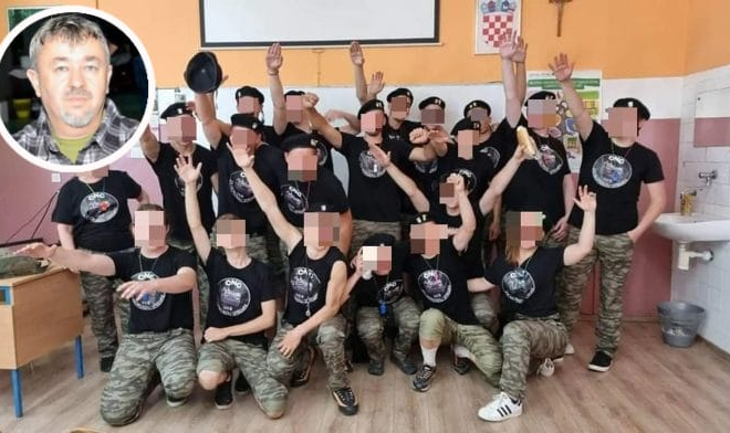 SJAJAN KOMENTAR HOSOVCA O KLINCIMA S PODIGNUTOM DESNICOM: Njegov odgovor mnoge će zamisliti