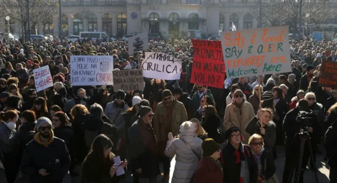 Nova peticija: Traži se premještanje LGBT povorki i antifa marševa s glavnih trgova